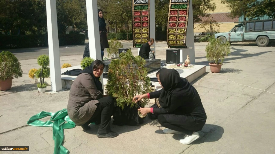 با شروع ماه محرم حال وهوای دانشکده رنگ و بوی عاشورایی می گیرد 2