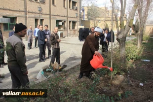 برگزاری مراسم درختکاری در دانشکده فنی و حرفه ای دختران ولی عصر (عج) با شعار"هر دانشجو یک درخت" 16