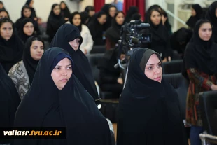 محفل شعرعاشورایی جاماندگان اربعین در دانشکده  برگزار شد. 3