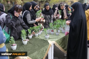 روزی متفاوت در دانشکده فنی و حرفه ای دختران تهران ولی عصر(عج) به مناسبت روز دانشجو 4